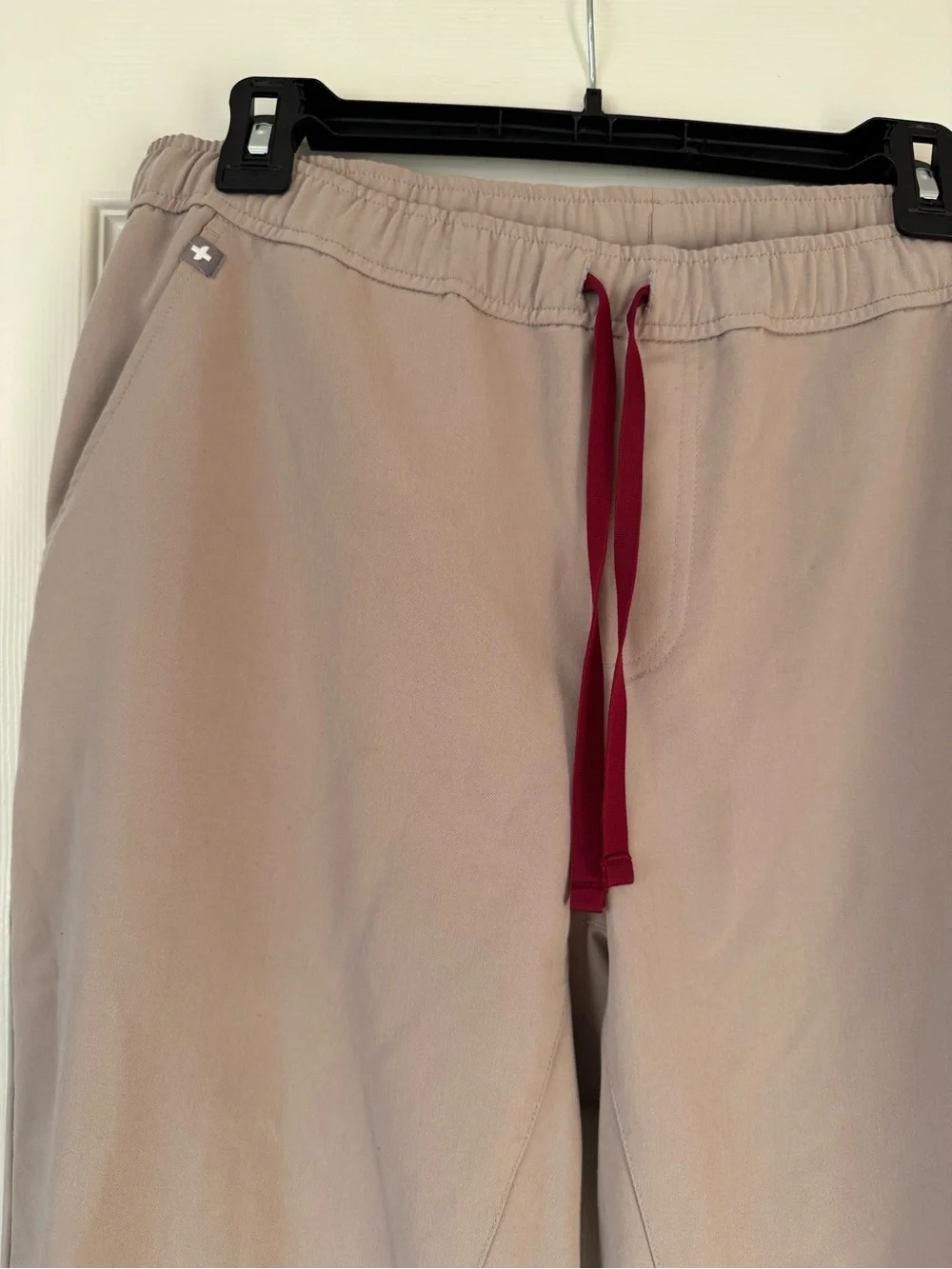 Men’s Figs Tansen Joggers with Burgundy Drawcord